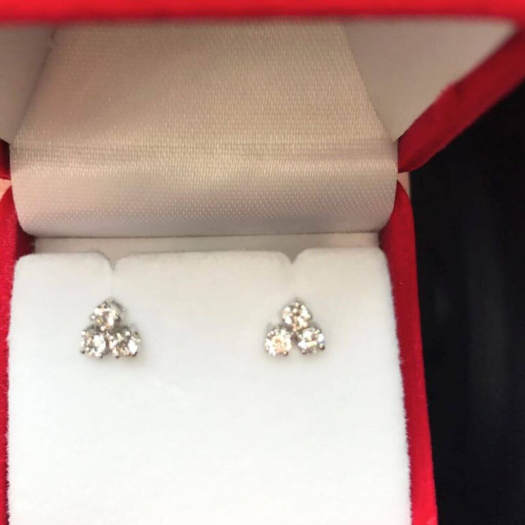 Earrings001-21