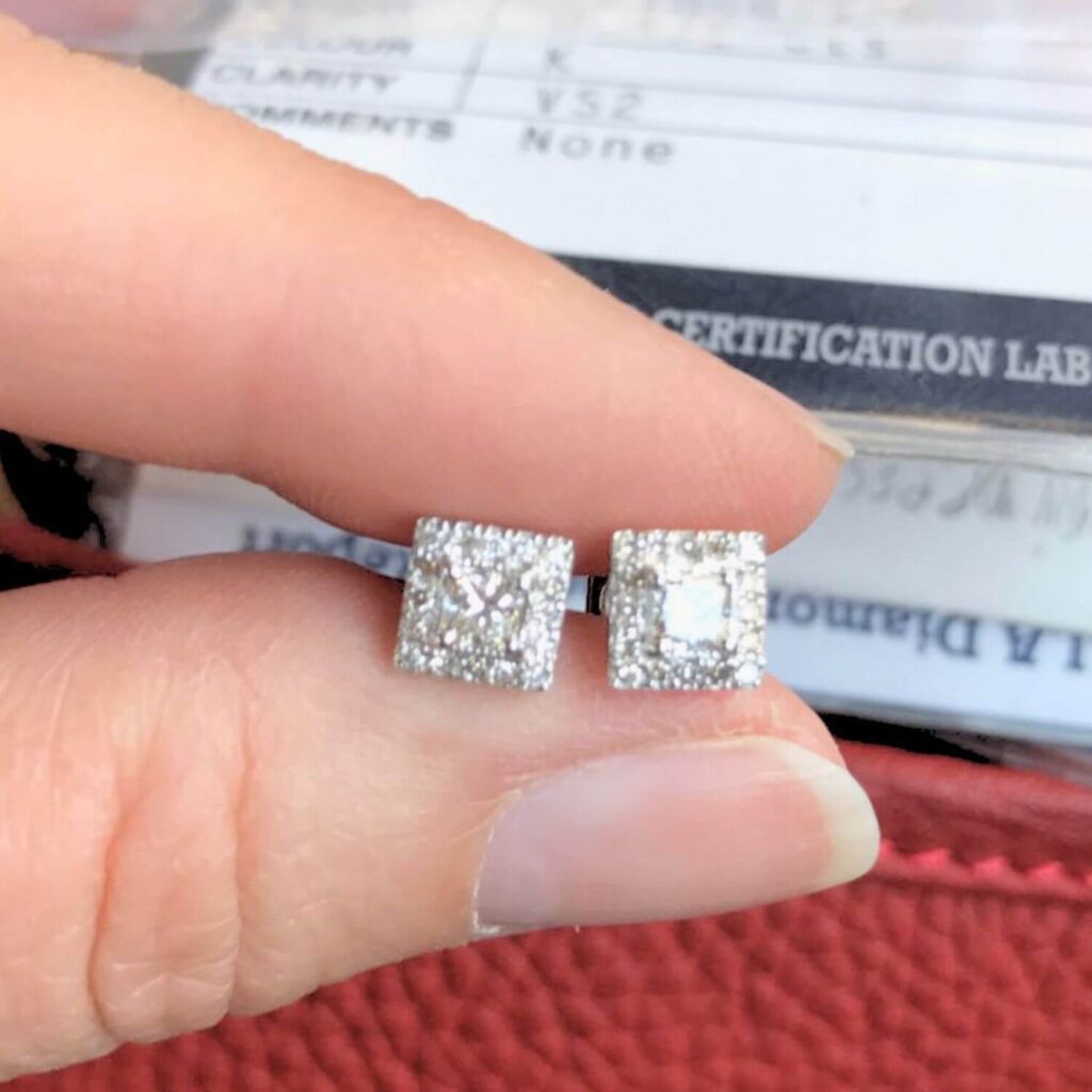Earrings001-26