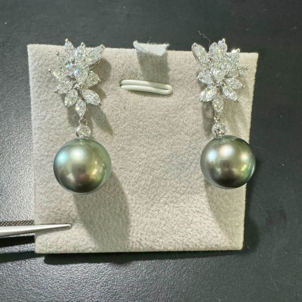 Earrings001-37