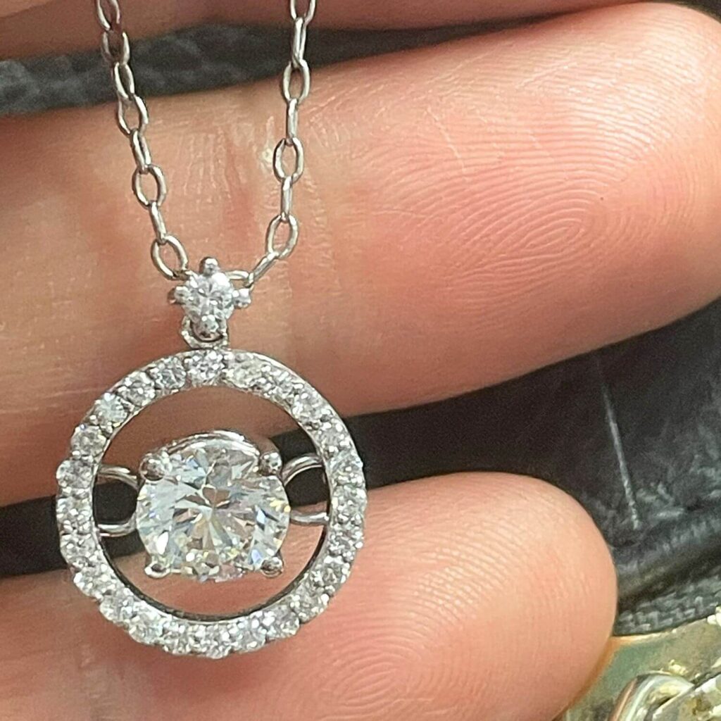 Necklace027