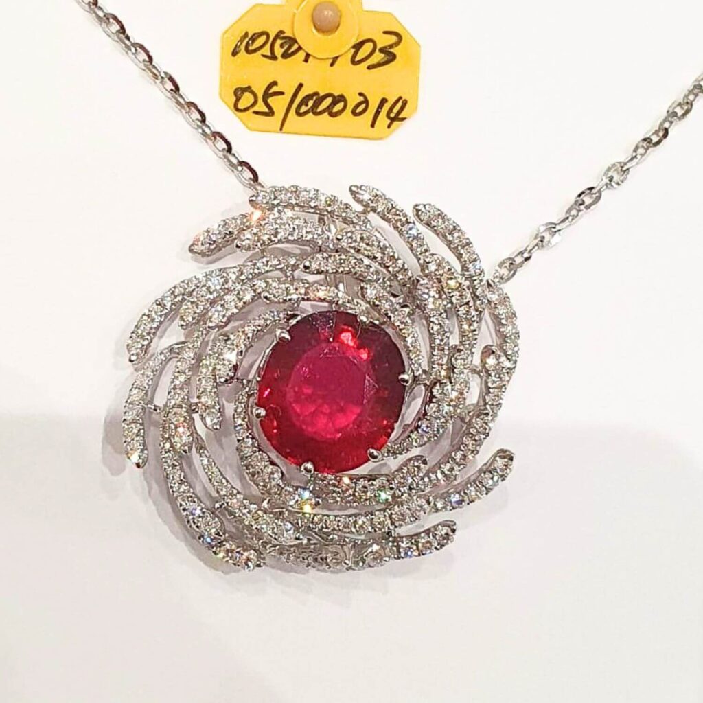 Necklace045