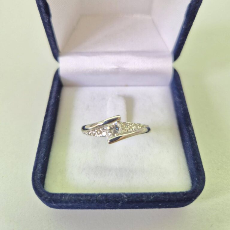 Ring030-01