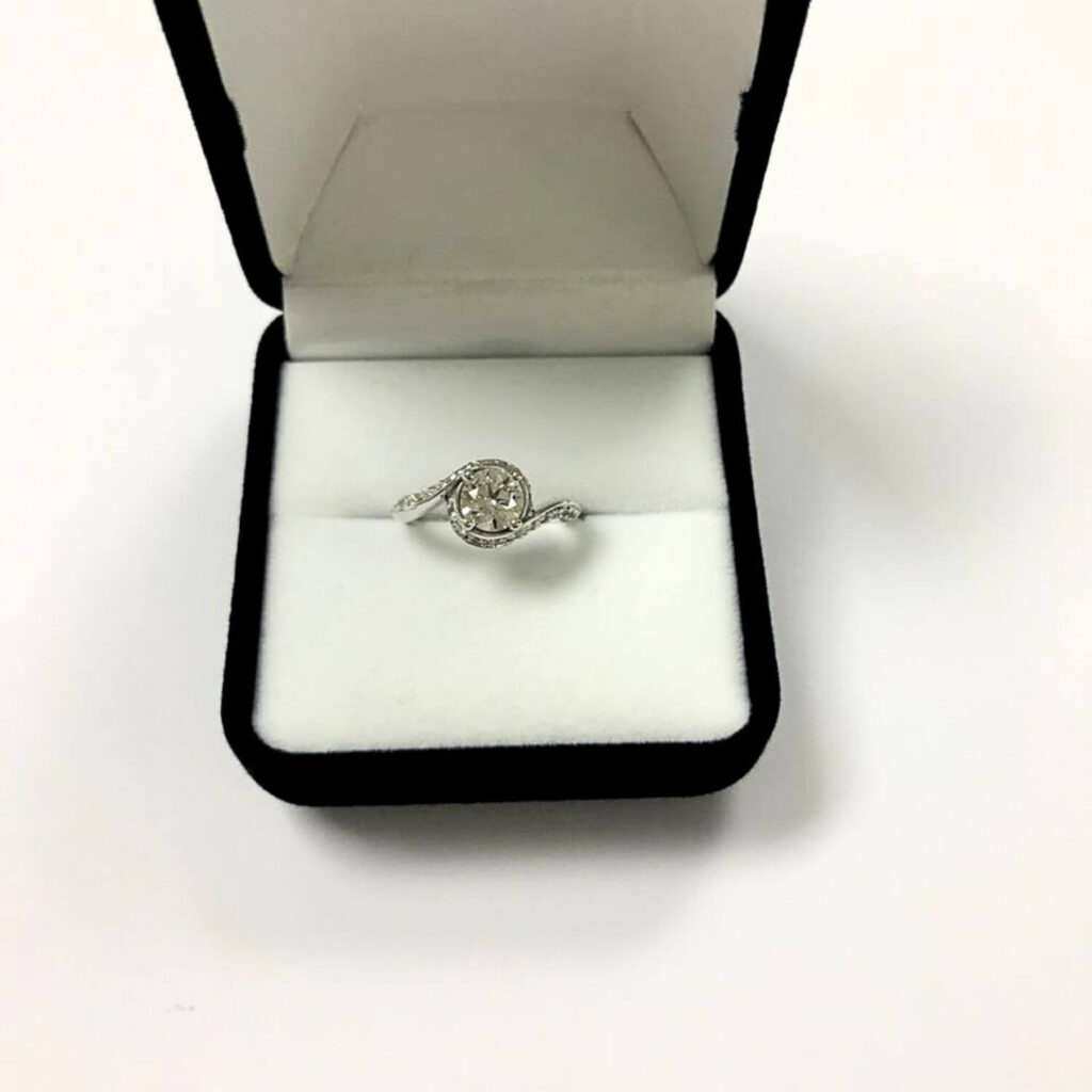 Ring037-04